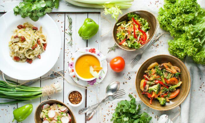 Food and Mood: How to Eat Well for Your Mental Health