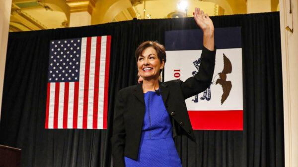 Iowa Gov. Kim Reynolds waves after speaking during a ceremonial swearing-in at the Statehouse in Des Moines, Iowa, on May 24, 2017. (Charlie Neibergall/AP Photo)