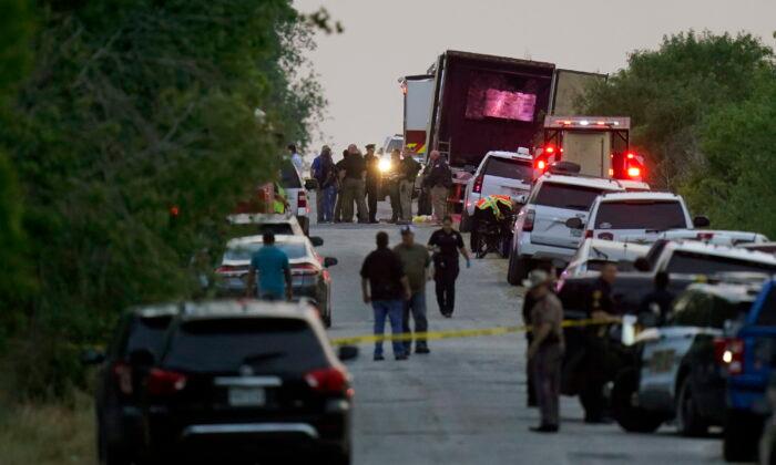 Death Toll Rises to 53 After Illegal Immigrants Found Dead in Abandoned Truck in Texas