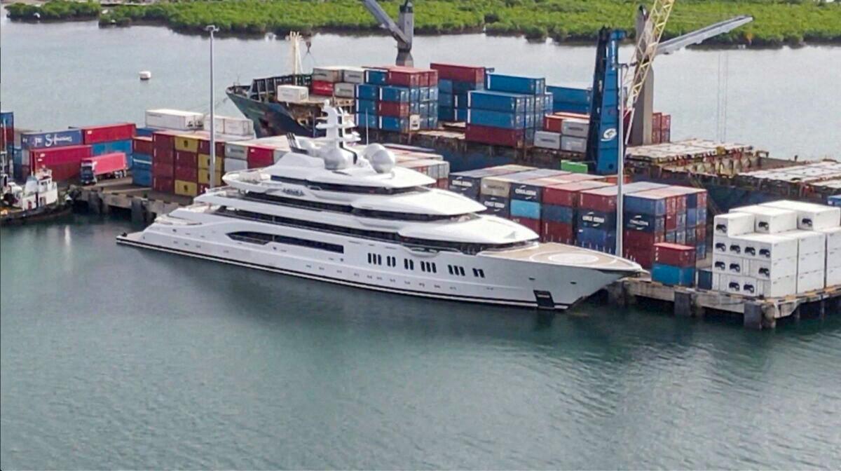 Russian Superyacht Arrives in Hawaii After US Seizure Order