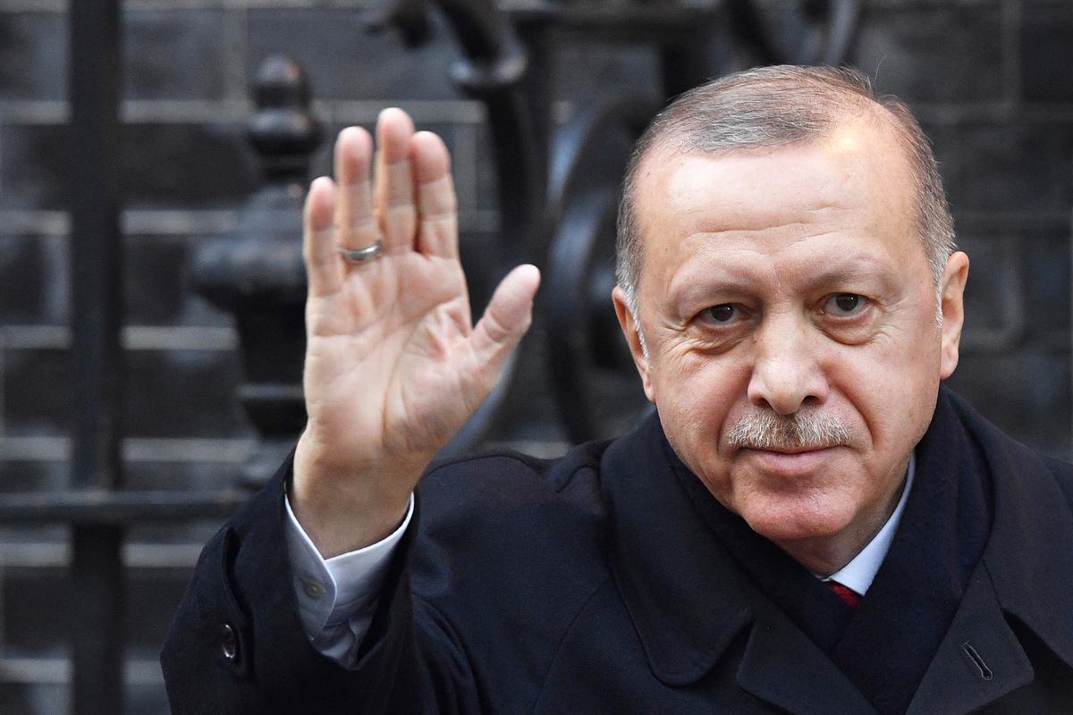 Erdogan: Nordic NATO Bid Could Still Be Nixed If Vows Unkept