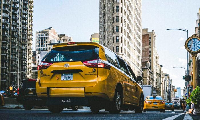 6 Injured, 3 in Critical Condition After Taxi Jumps Curb in New York