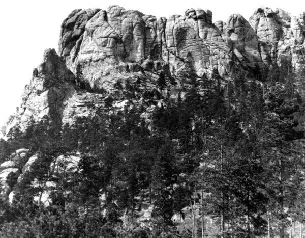 Mount Rushmore in 1905, before the construction began. (Public Domain)