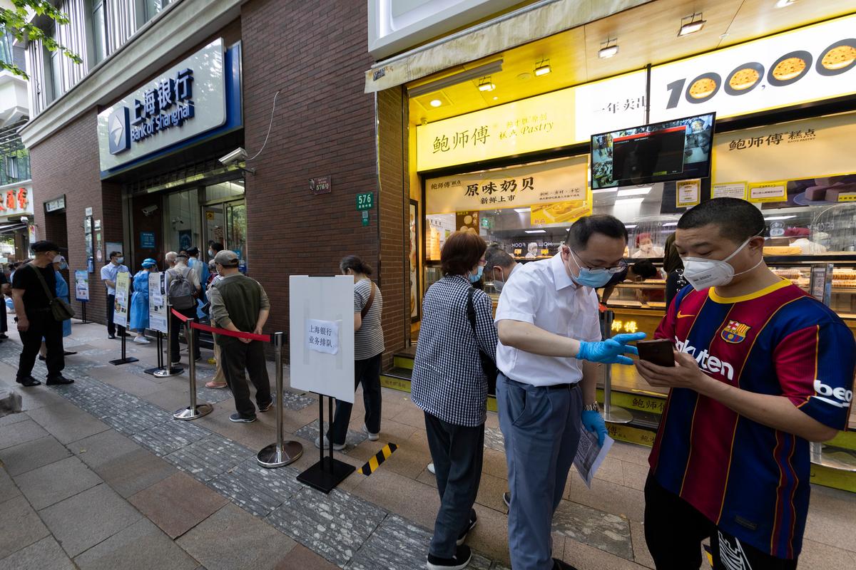Shanghai Residents Assess Aftermath of Shanghai Lockdown