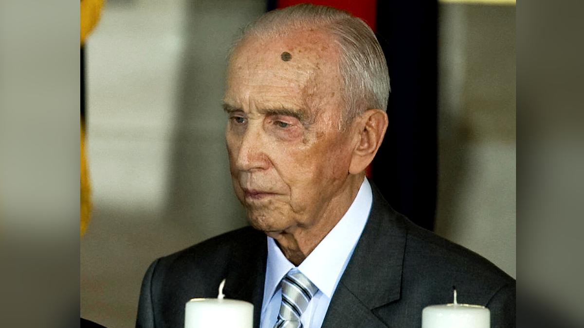 Polish Man Who Rescued Jews During the Holocaust Dies at 102