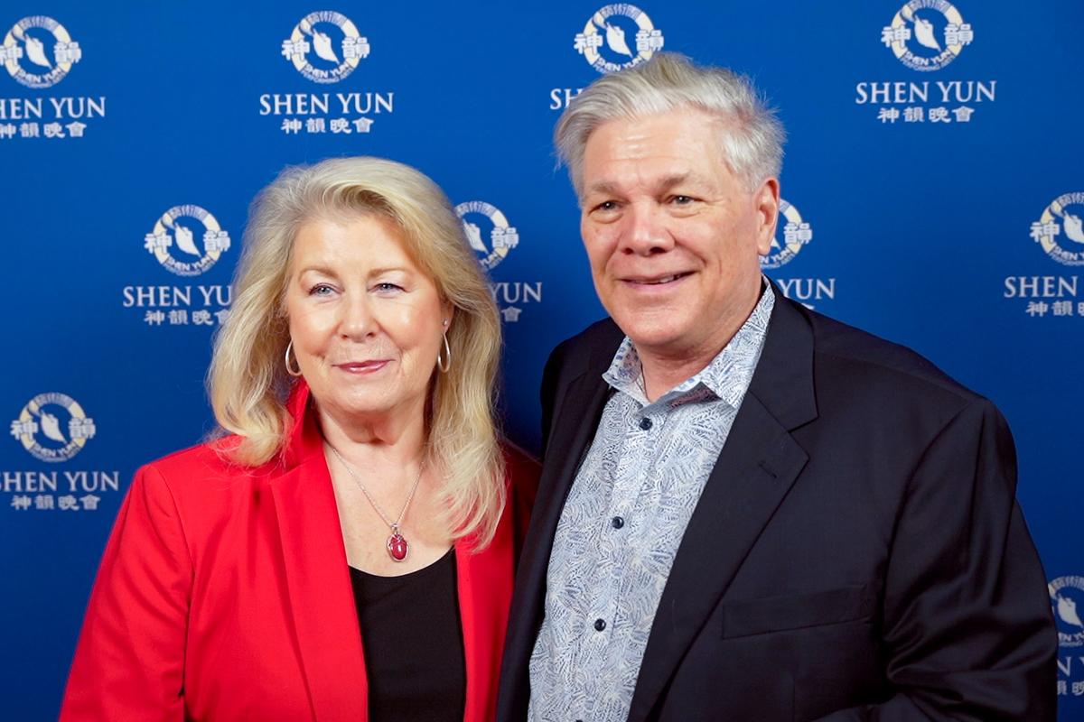 Talk Show Host Says Shen Yun a ‘Once in a Lifetime Experience’