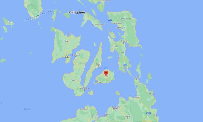 1 Dead, 1 Missing, Others Rescued in Philippine Ferry Fire