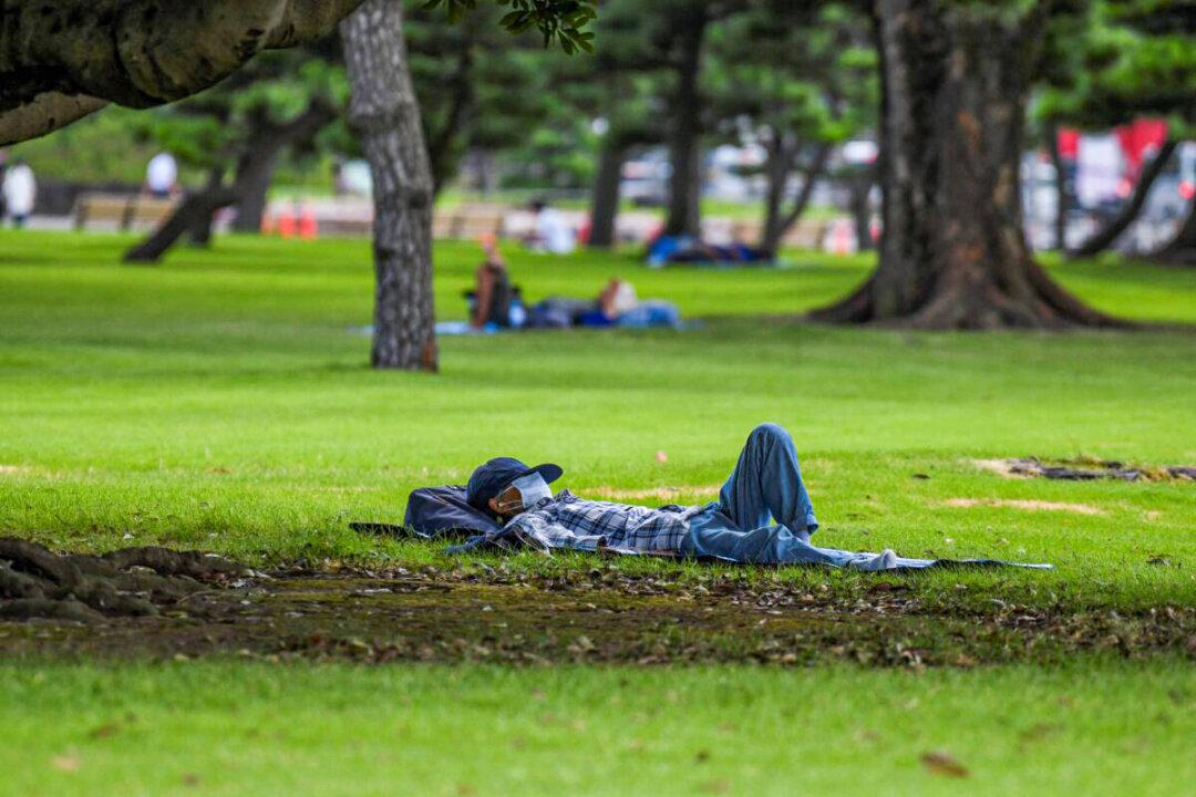 Japan Warns of Tight Power Supply Amid ‘Extreme’ Heatwave
