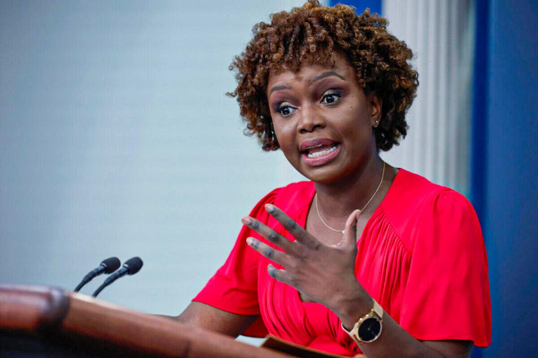 White House Clarifies Biden’s Stance on Adding Justices to Supreme Court