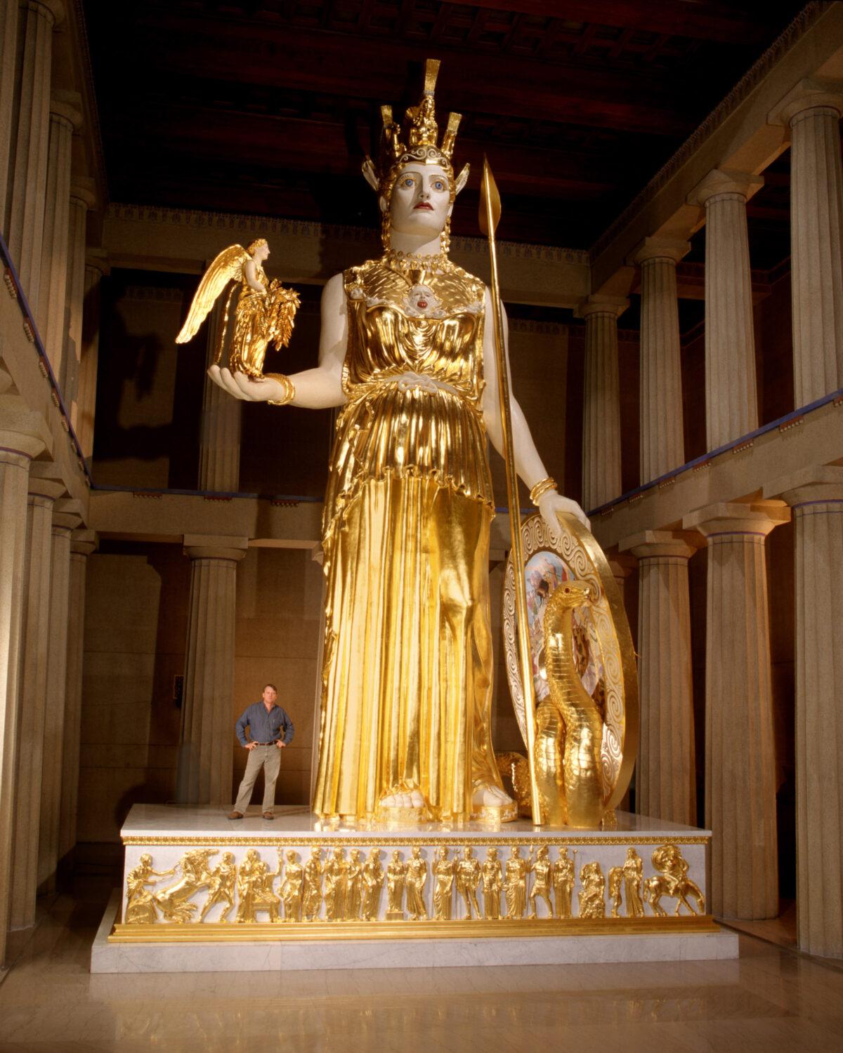 Athena Parthenos by Alan LeQuire (1990) recreates the lost statue by Phidias, with modern materials. It's housed in a full-scale replica of the Parthenon in Nashville’s Centennial Park. (Dean Dixon/Free Art License)