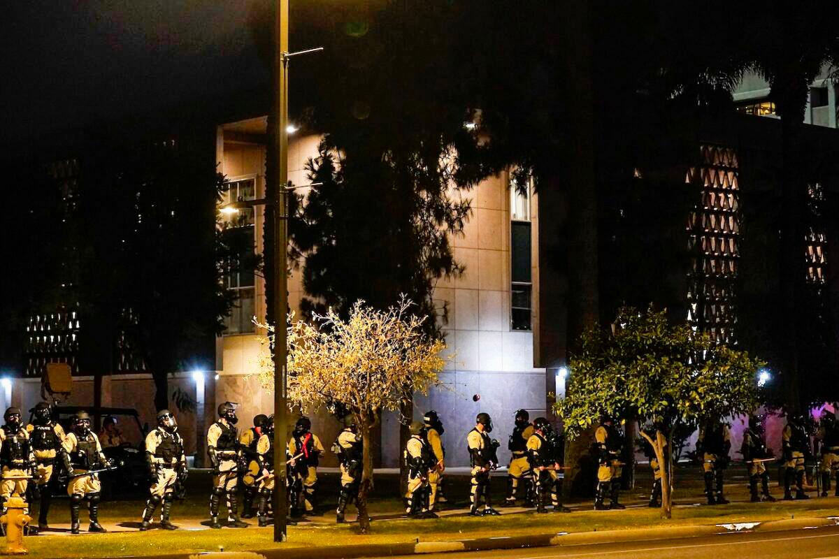 Arizona Republicans Seek to Prosecute Pro-Abortion Protesters Over Attempted Breach of Senate Building