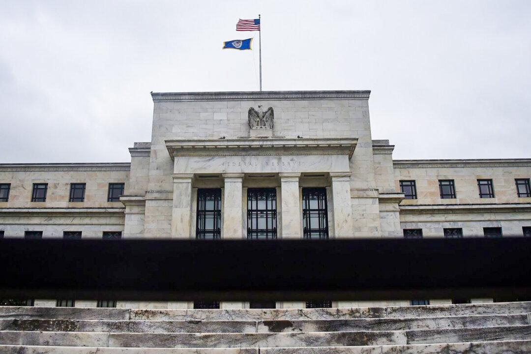 Fed Could Cut Interest Rates Early Next Year, Analysts Say