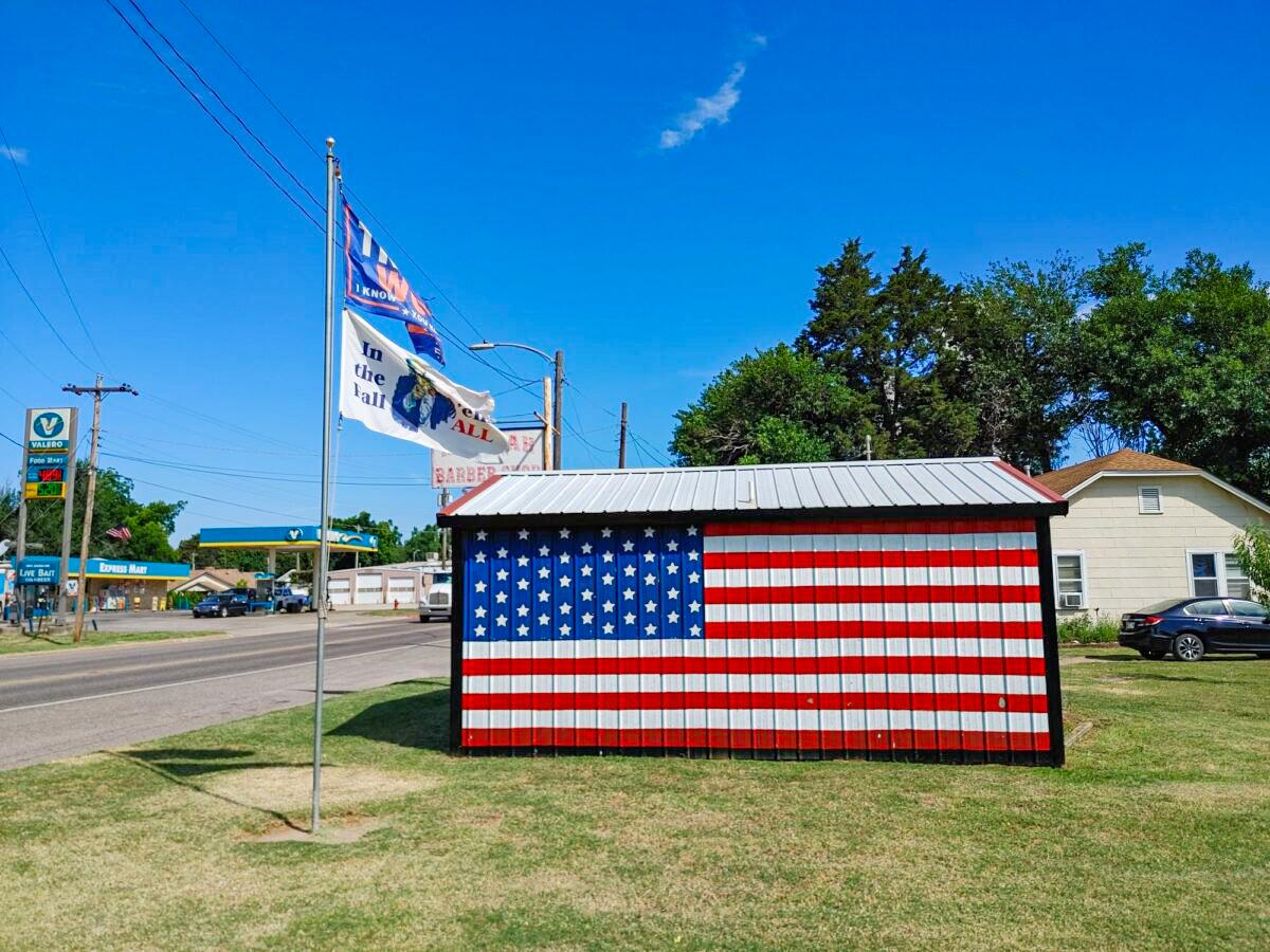 Crowded Oklahoma US House Primary Heads for Runoff