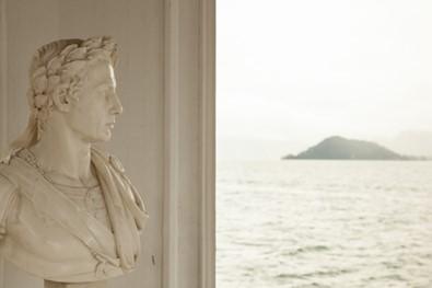 The Pavilion houses busts of the Austrian Emperor Ferdinand I (depicted here) and the Empress Marianna of Savoy, alongside the Duke Lodovico Melzi and his wife Josephine Melzi Barbò. (JHSmith/Cartiophotos)