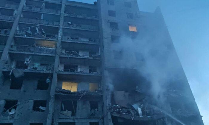 Ukraine Says Russian Strikes Kill 19 Near Odesa