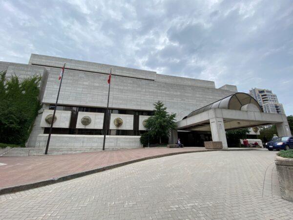 The court in Ottawa where Tamara Lich appeared before a judge on July 5, 2022. (Limin Zhou/The Epoch Times)