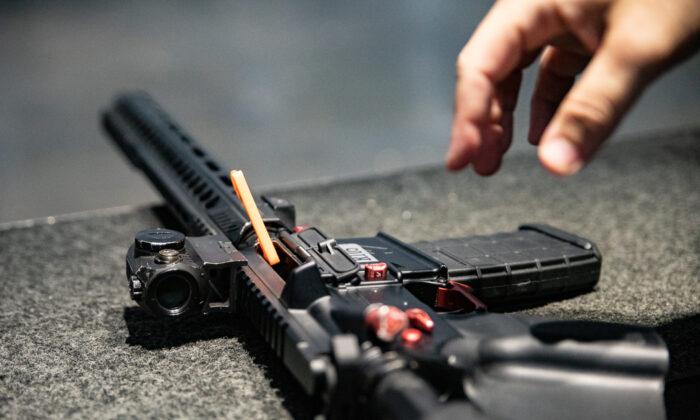 Texas Lawmakers Advance Bill to Raise Age for Buying Semiautomatic Rifles to 21
