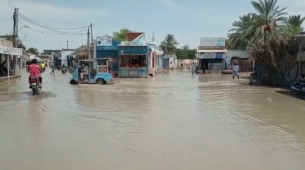 A flooded area in Quetta, Pakistan, on July 6, 2022, in a still from video. (AP/Screenshot via The Epoch Times)