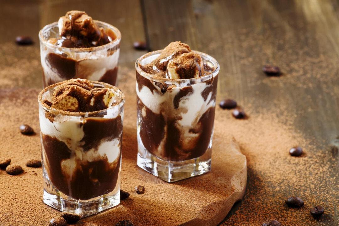 Frosted Coffee Float