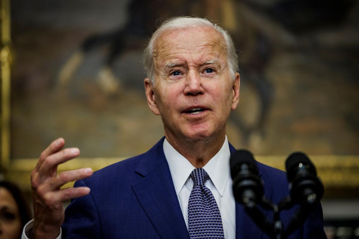 Federal Judge Orders Biden Administration to Cooperate in Social Media Collusion Lawsuit