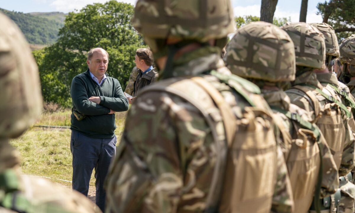 Defence Secretary Ben Wallace speaking to new recruits to the Ukrainian army who are being trained by the UK armed forces personnel at a military base near Manchester on July 7, 2022. (Louis Wood/The Sun via PA media)