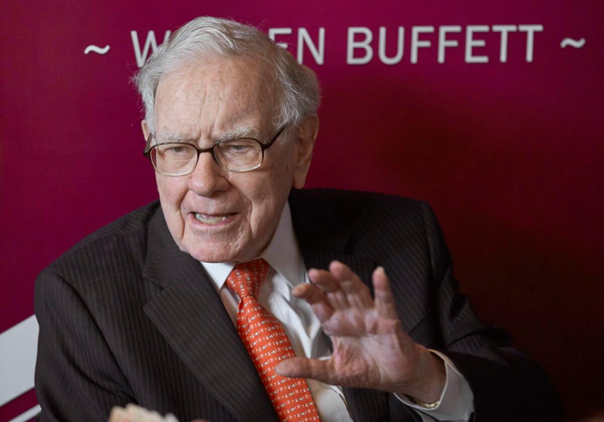 Warren Buffett, chairman and CEO of Berkshire Hathaway, speaks during a game of bridge following the annual Berkshire Hathaway shareholders meeting in Omaha, Neb., on May 5, 2019. (Nati Harnik/AP Photo)