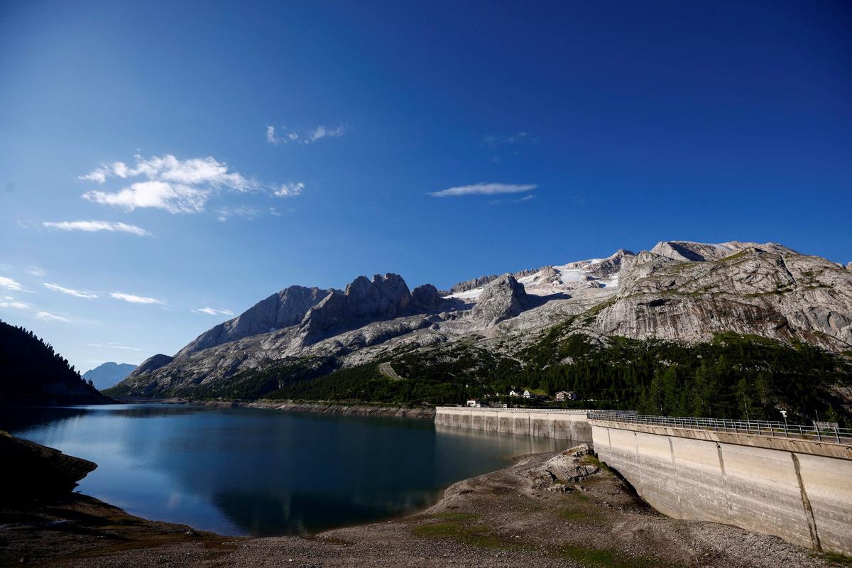Hopes Fading for Missing Climbers After Italian Glacier Collapse