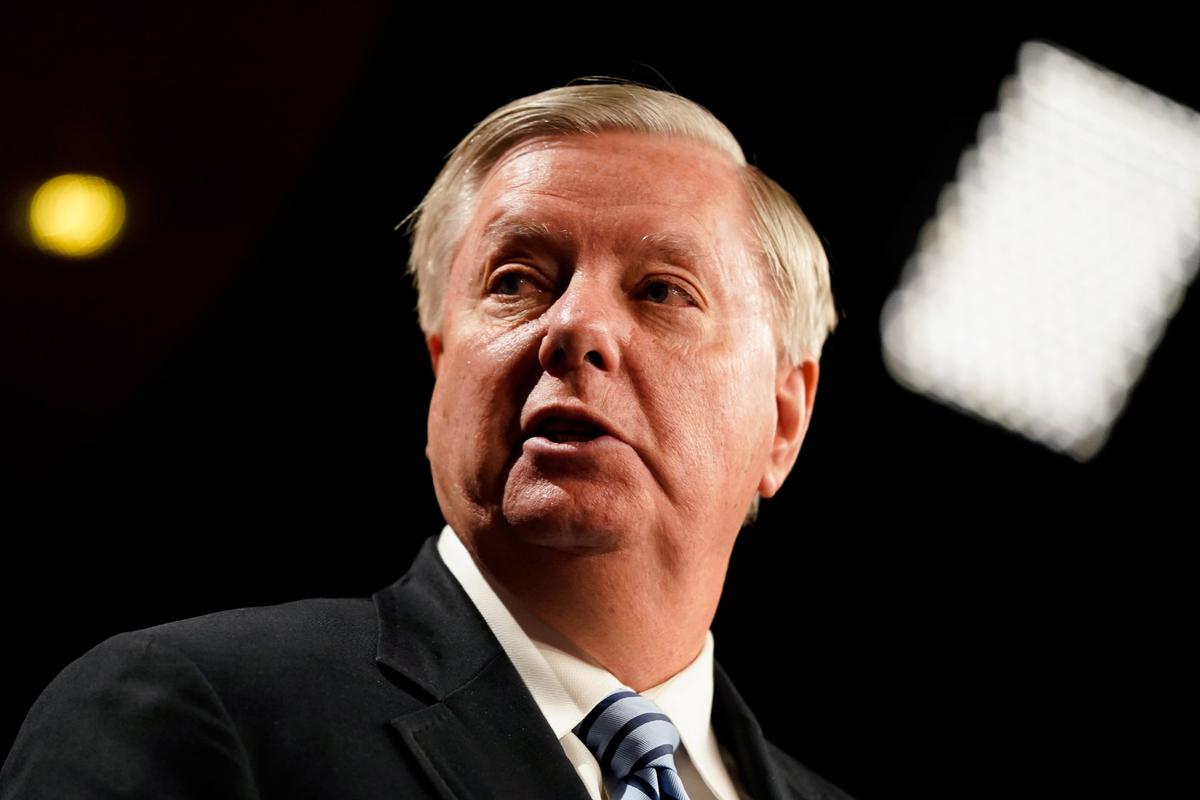 Graham Joins Chorus of Republicans Demanding Delay in Senate Leadership Vote