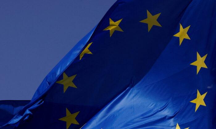 EU Cuts Euro Zone Growth Forecasts, Revises up Inflation Outlook