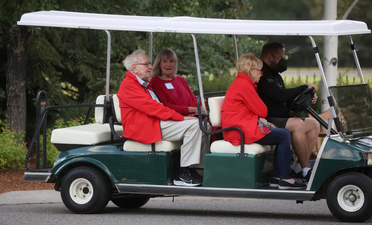 Is Warren Buffett’s Interest in Occidental a Bet Against Recession?