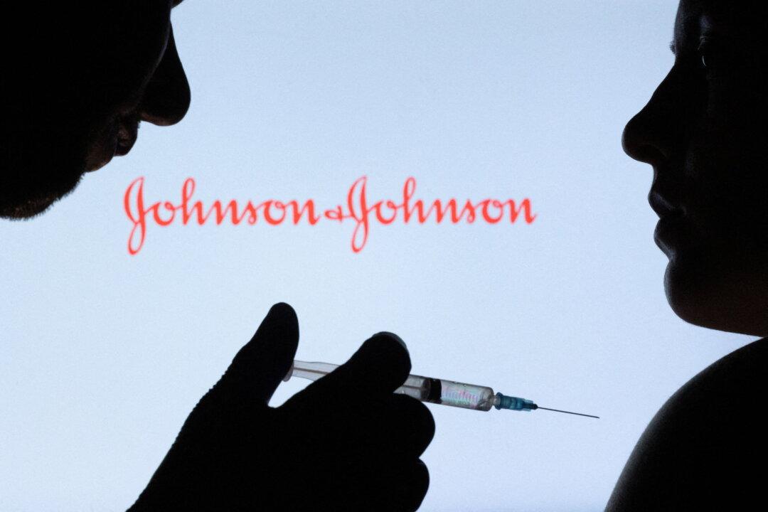 J&J’s Cancer Drug Sales Help Weather Hit From Stronger Dollar