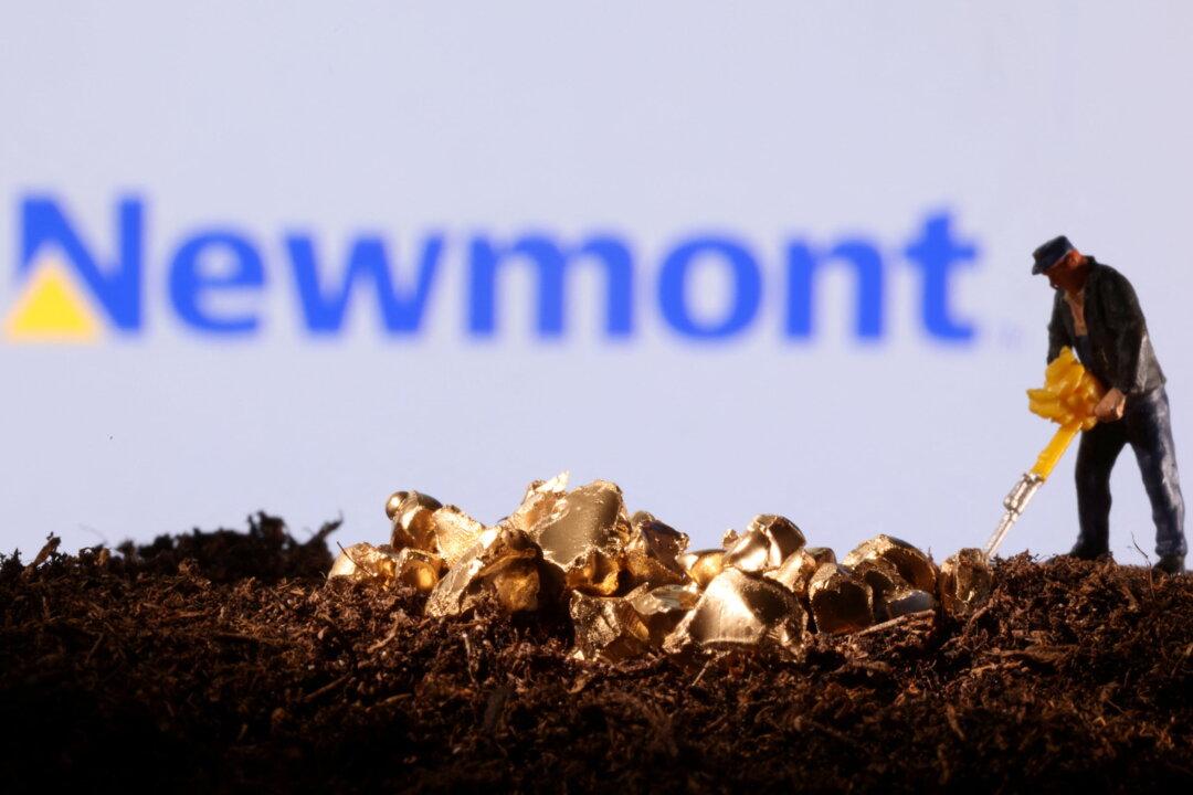 Miner Newmont Warns Inflation to Spike Costs in 2023