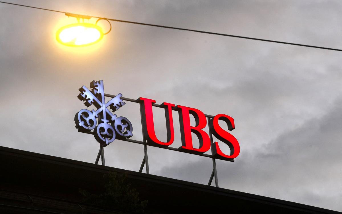 UBS Shares Drop as Q2 Disappointment Flags Challenging Rest of Year