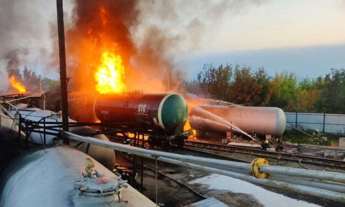 Ukraine Shelling Triggers Fire at Donetsk Oil Depot: Officials
