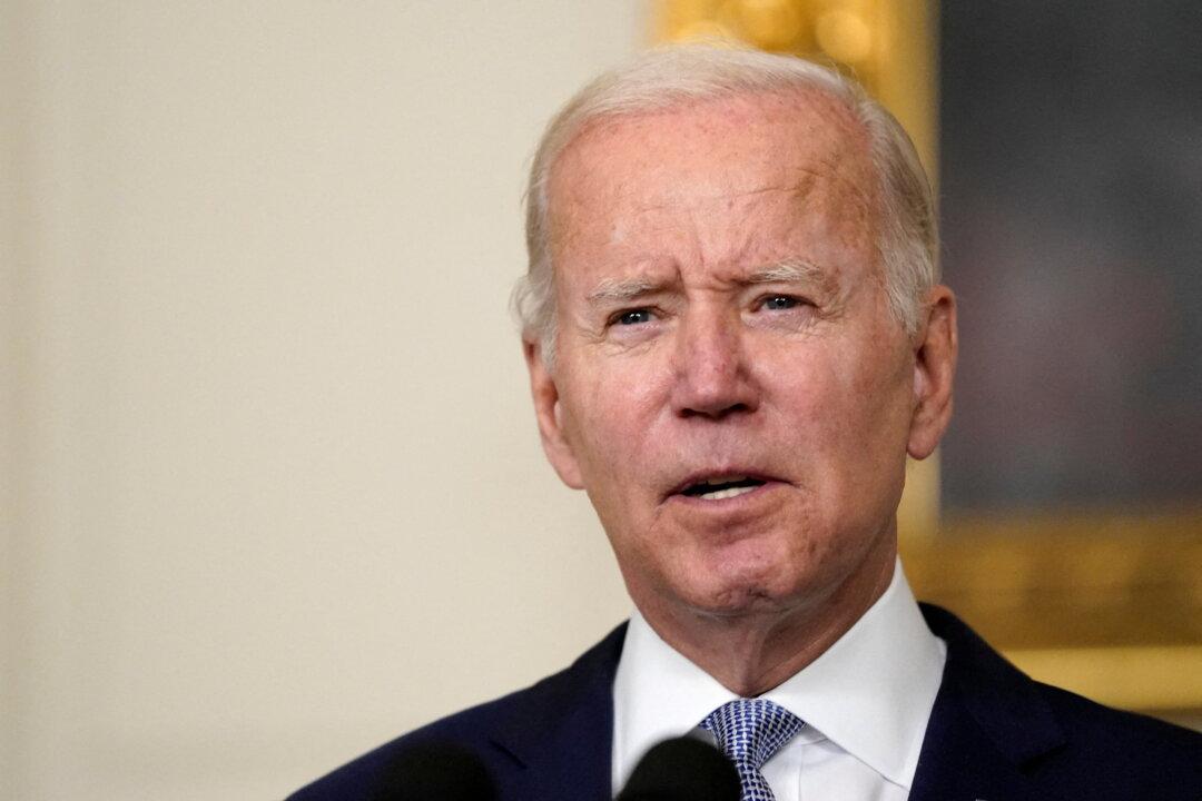 Biden Signs Executive Order Promoting Abortion