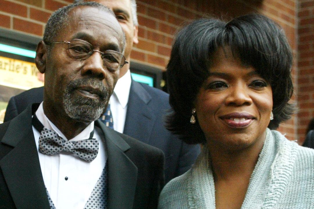 Oprah Winfrey’s Father Dies Days After Family Celebration