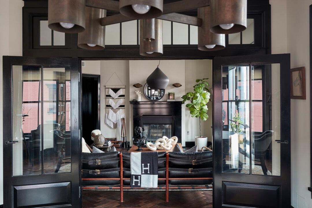 How to Incorporate Inviting Architectural Wood Features Into Your Space