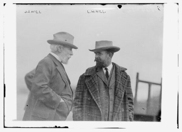 Railway executive James J. Hill (L) converses with his son Lewis W. Hill, 1910. (Library of Congress)