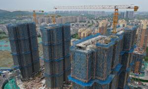 Over 40,000 Homebuyers in China Threaten to Boycott Mortgage Repayments for Stalled Projects