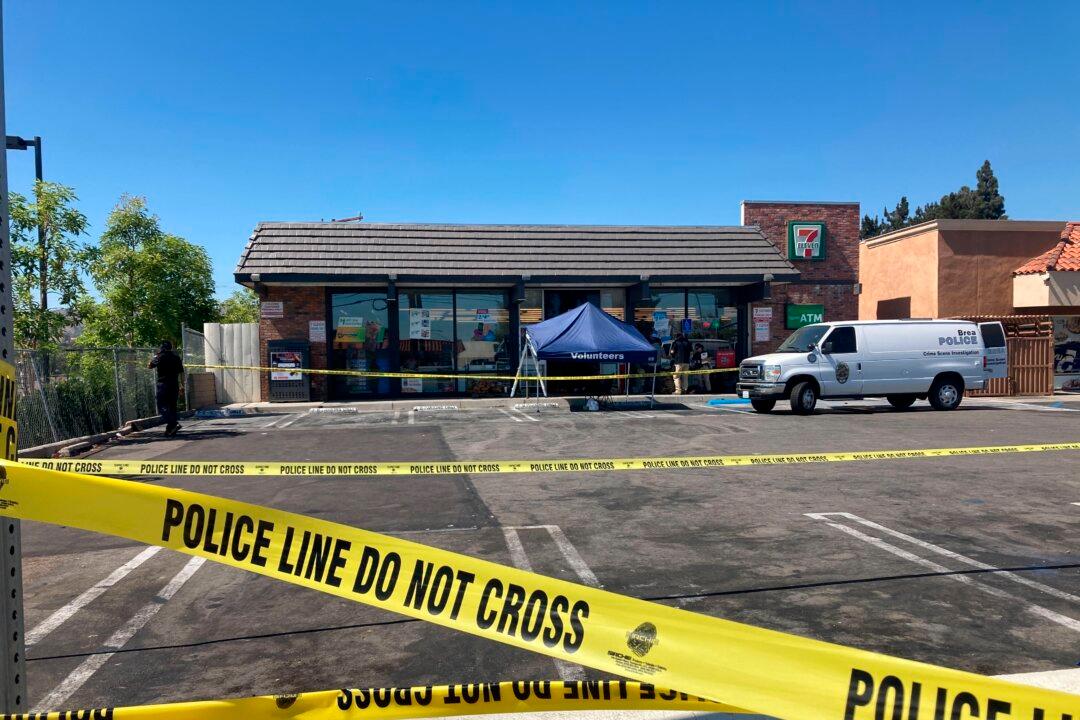 7-Eleven Offers $100,000 Reward for Info Leading to Shooter