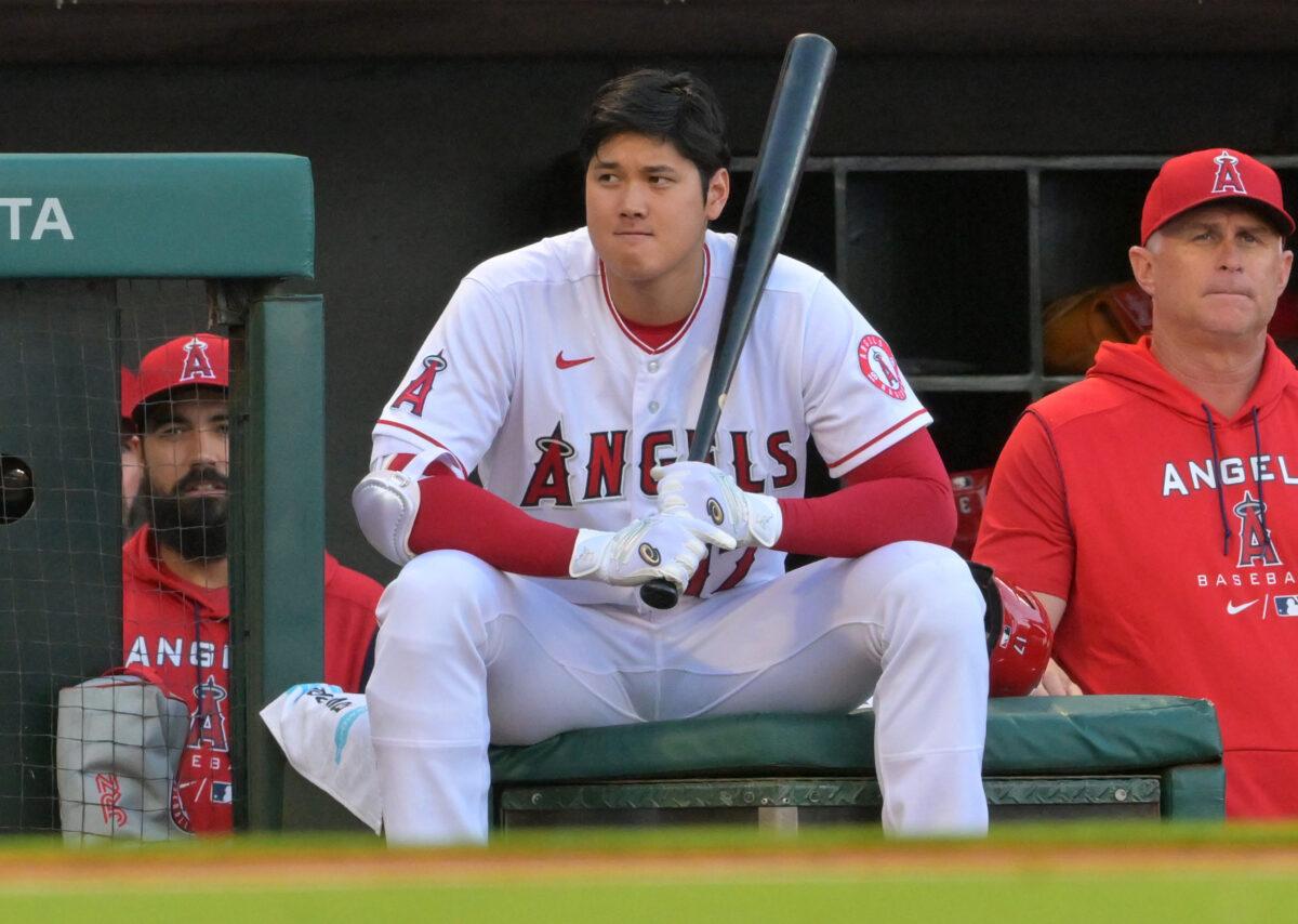 Shohei Ohtani #17 of the Los Angeles Angels waits on deck in the third inning against the Houston Astros at Angel Stadium of Anaheim, in Anaheim, on July 12, 2022. (Jayne Kamin-Oncea/Getty Images)