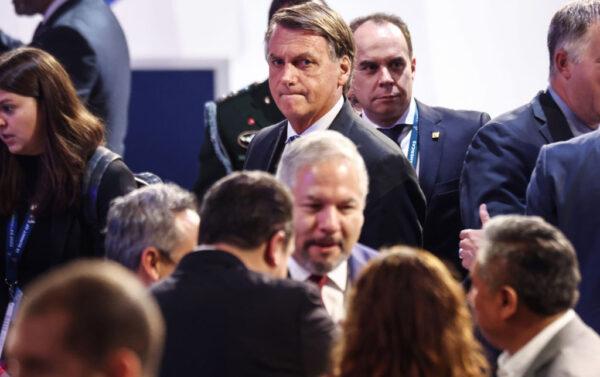 Brazilian President Jair Bolsonaro (top C) attends the Opening Plenary of the IX Summit of the Americas at the Los Angeles Convention Center in Los Angeles, Calif., on June 9, 2022. (Mario Tama/Getty Images)