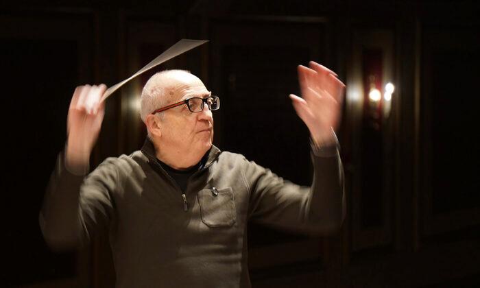 Award-Winning Conductor, Composer Bramwell Tovey Dies