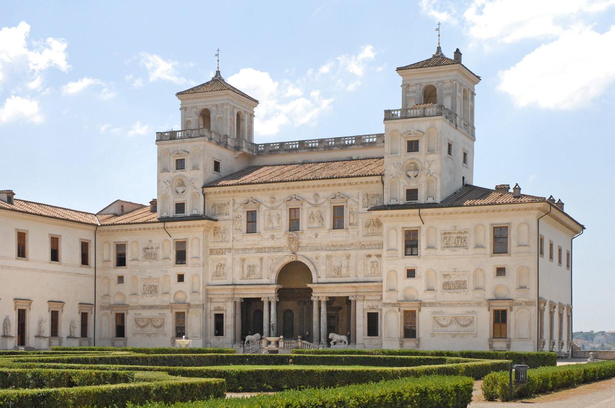 The Villa Medici became the center for French academic arts when the French Academy was transferred to the town of Medici by Napoleon in 1803. (Jean-Pierre Dalbéra/CC BY 2.0)