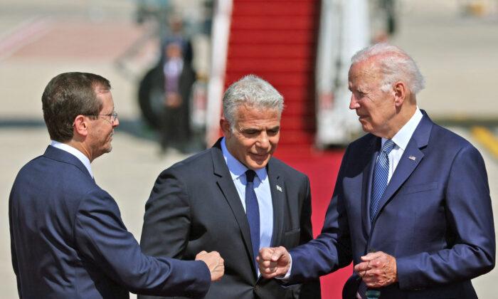 Biden to ‘Minimize Contact’ on Middle East Trip: White House