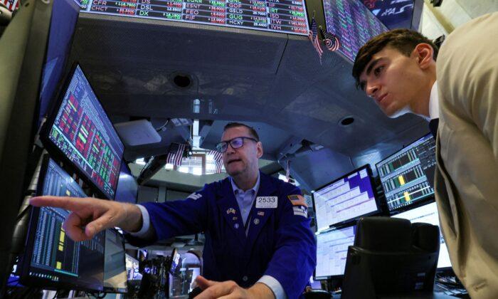 Wall Street Opens Sharply Lower After Red-Hot Inflation Data