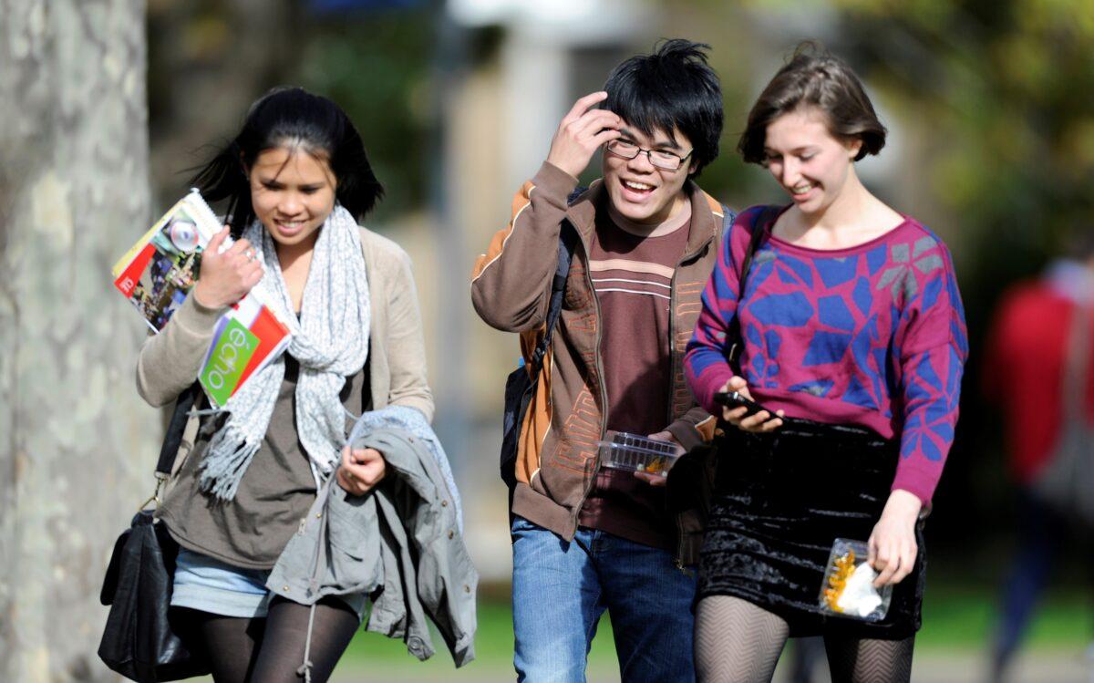 Students at the University of Melbourne in Melbourne, Australia, on May 8, 2012. (AAP Image/Julian Smith)