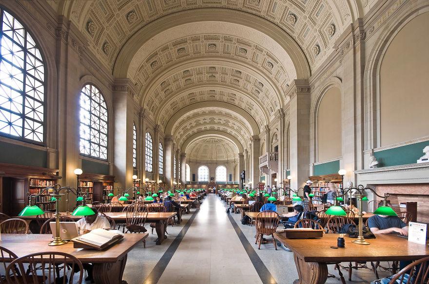  Boston Public Library. (Courtesy of <a href="https://www.instagram.com/richardsilverphoto/">Richard Silver</a>)