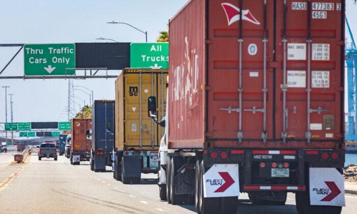 California Trucking Group Sues State Over 'Wildly Unrealistic' New Zero-Emissions Rule