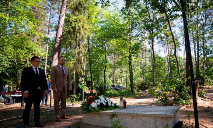 Ashes of 8,000 WWII Victims Found in 2 Poland Mass Graves
